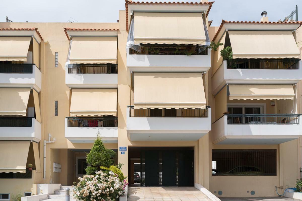 Penthouse 5 Min From Airport And Sea Appartement Markópoulon Buitenkant foto
